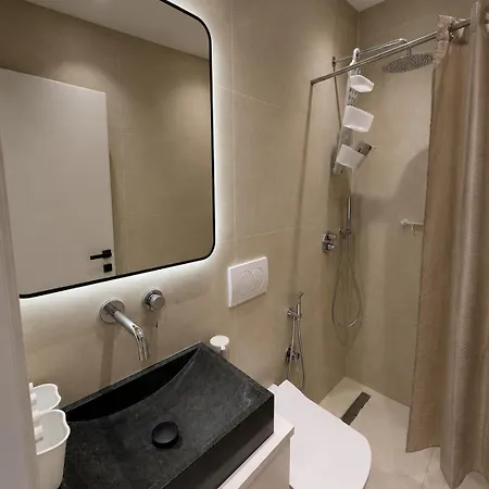 Appartamento Luxury Duplex In Blloku Tirana