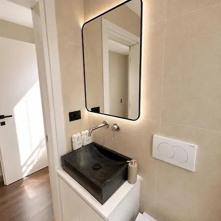 Luxury Duplex In Blloku Appartamento *